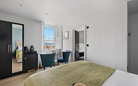 Leader Suite - Sea View - Free Wi-Fi
